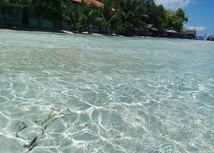 Hostel Magic's Place Moalboal