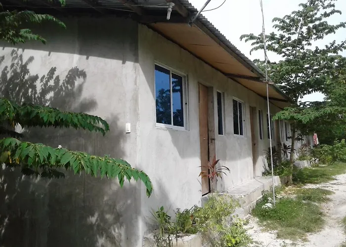 Magic's Place Hostel Moalboal