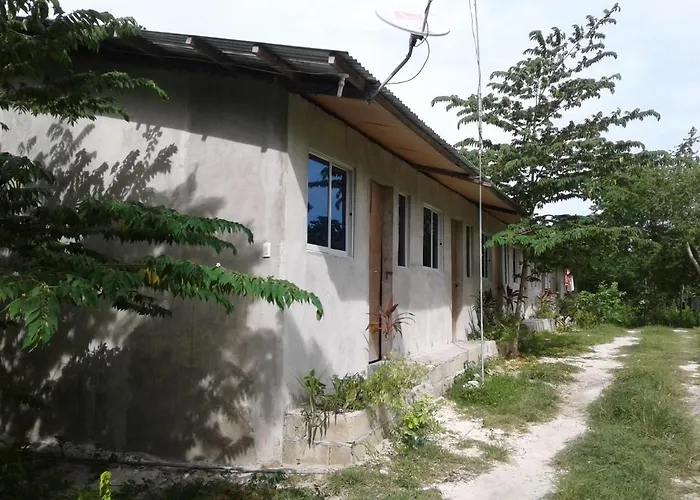 Magic's Place Hostel Moalboal